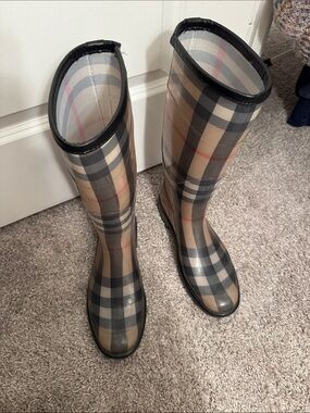 Burberry Beige Black Plaid Rain Boots